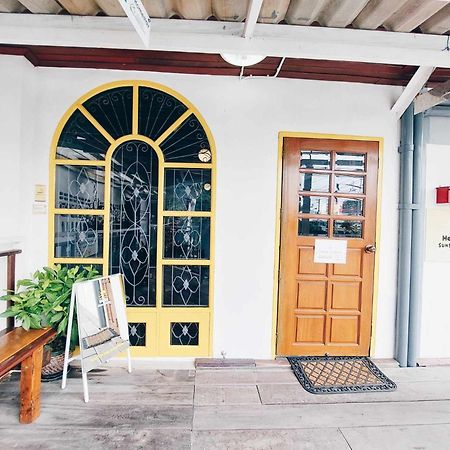 Hello Sunshine Hostel Phra Nakhon Si Ayutthaya Exterior foto
