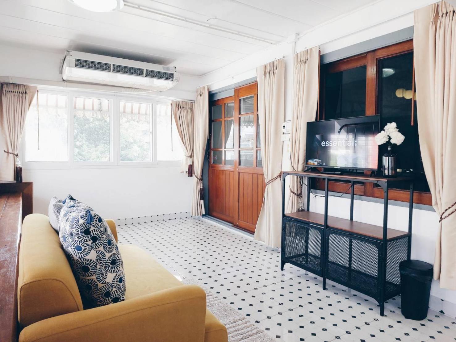 Hello Sunshine Hostel Phra Nakhon Si Ayutthaya Exterior foto