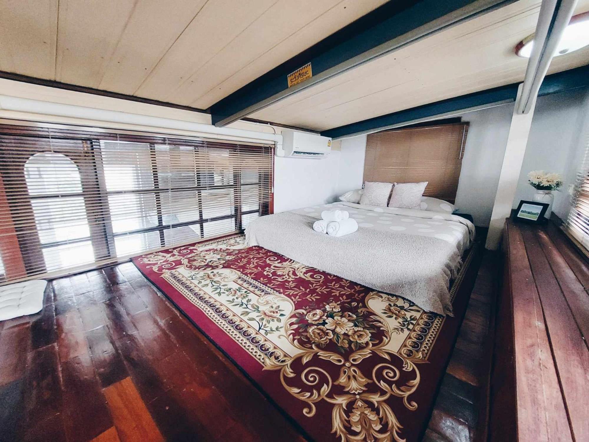 Hello Sunshine Hostel Phra Nakhon Si Ayutthaya Exterior foto