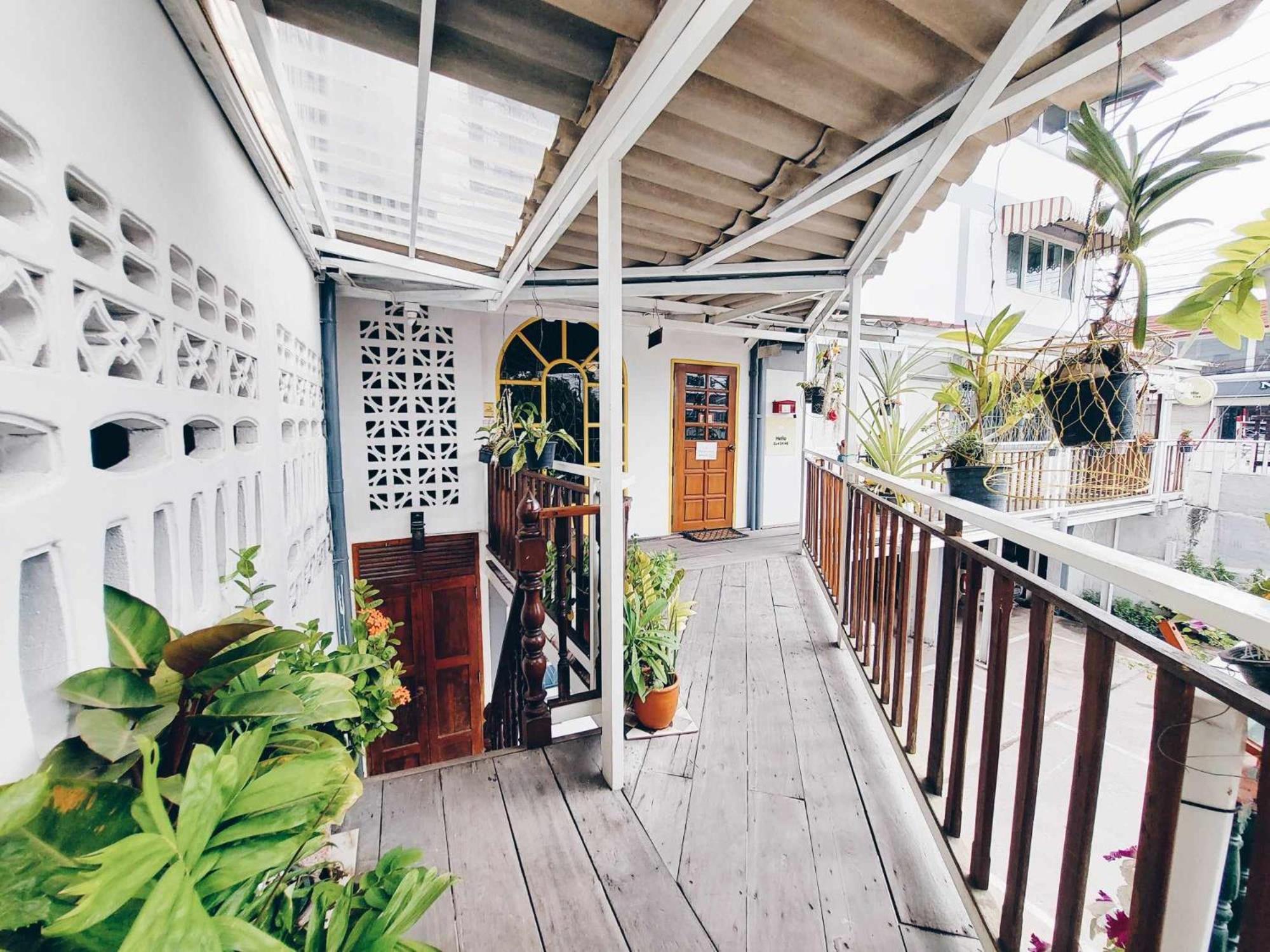 Hello Sunshine Hostel Phra Nakhon Si Ayutthaya Exterior foto