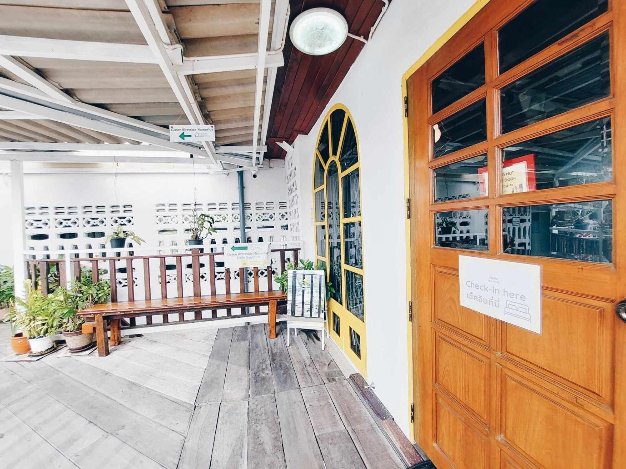 Hello Sunshine Hostel Phra Nakhon Si Ayutthaya Exterior foto